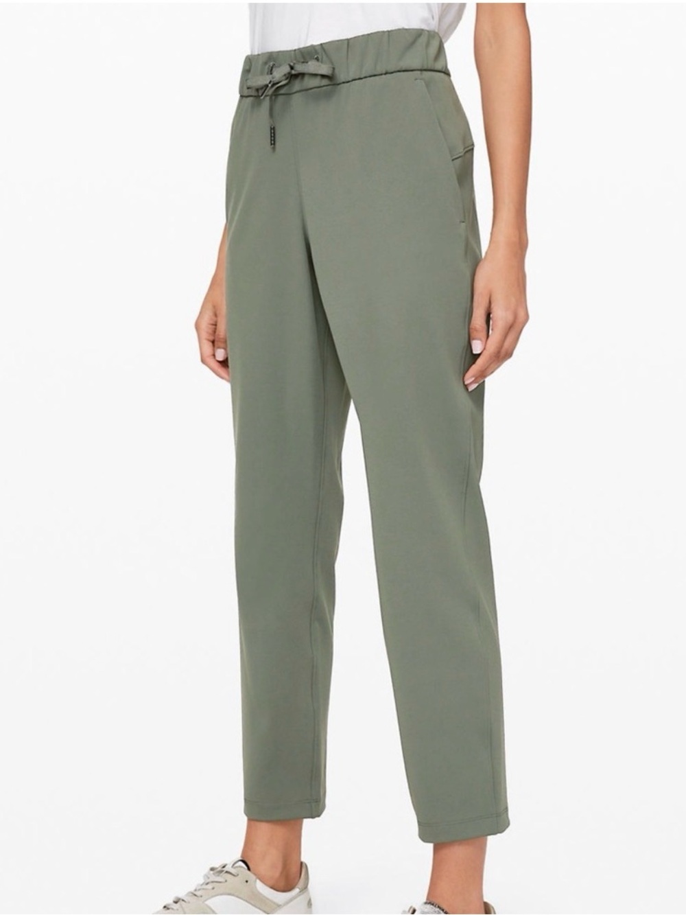 Lululemon On the fly Sage Green Pants -23’